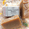 Camamu's Laranja Chamomile Shampoo is made from eight richly moisturizing and conditioning oil, an energizing essential oil blend of lemongrass, litea and clove and a infusion of organic chamomile. Using this product creates no plastic-bottle waste.